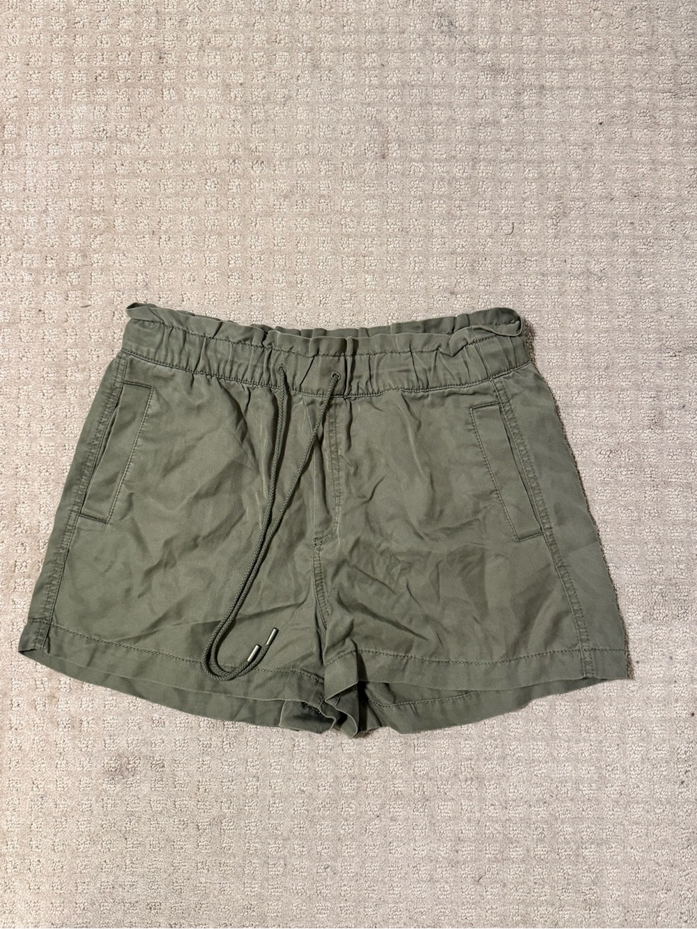 LOFT Olive Green Drawstring Casual Women’s Shorts